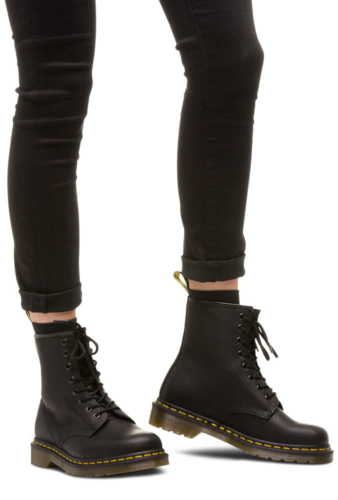 Dr. Martens Boots 1460 Greasy