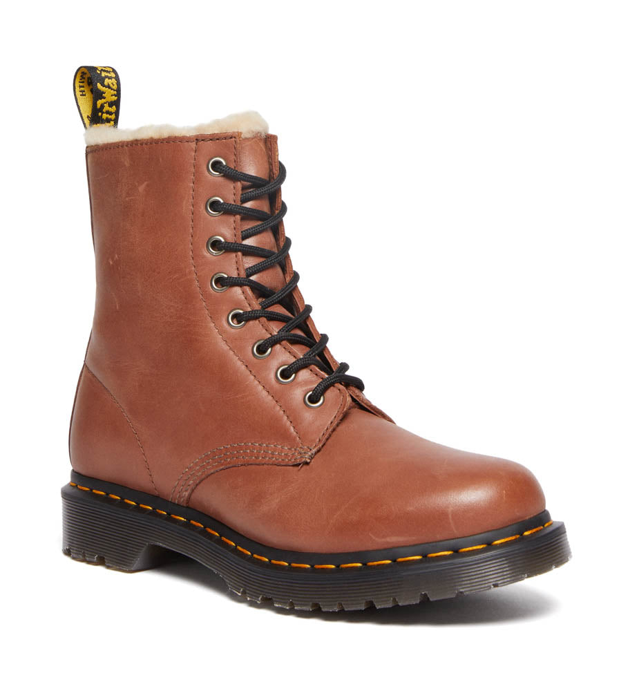 Dr. Martens Boots 1460 Serena