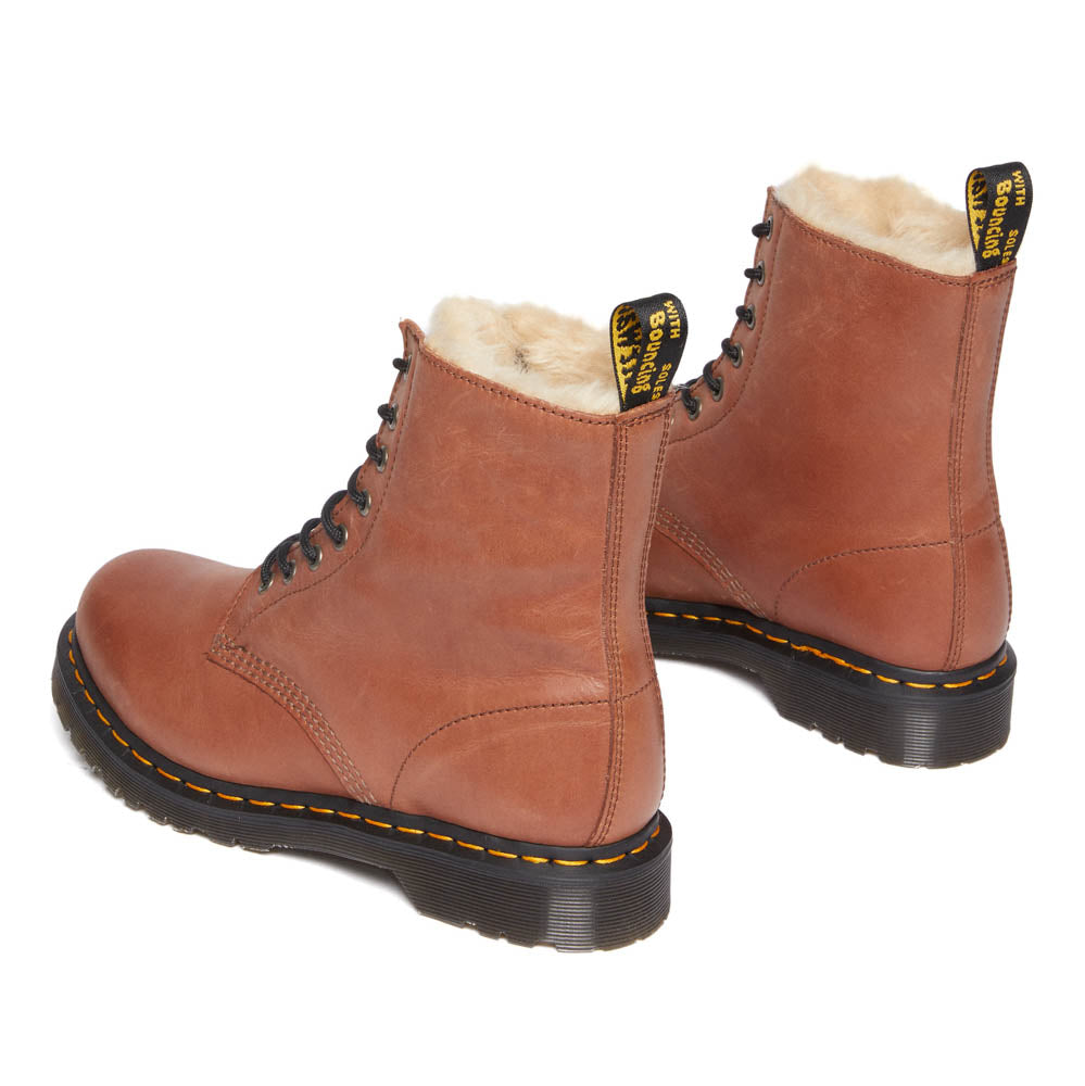 Dr. Martens Boots 1460 Serena