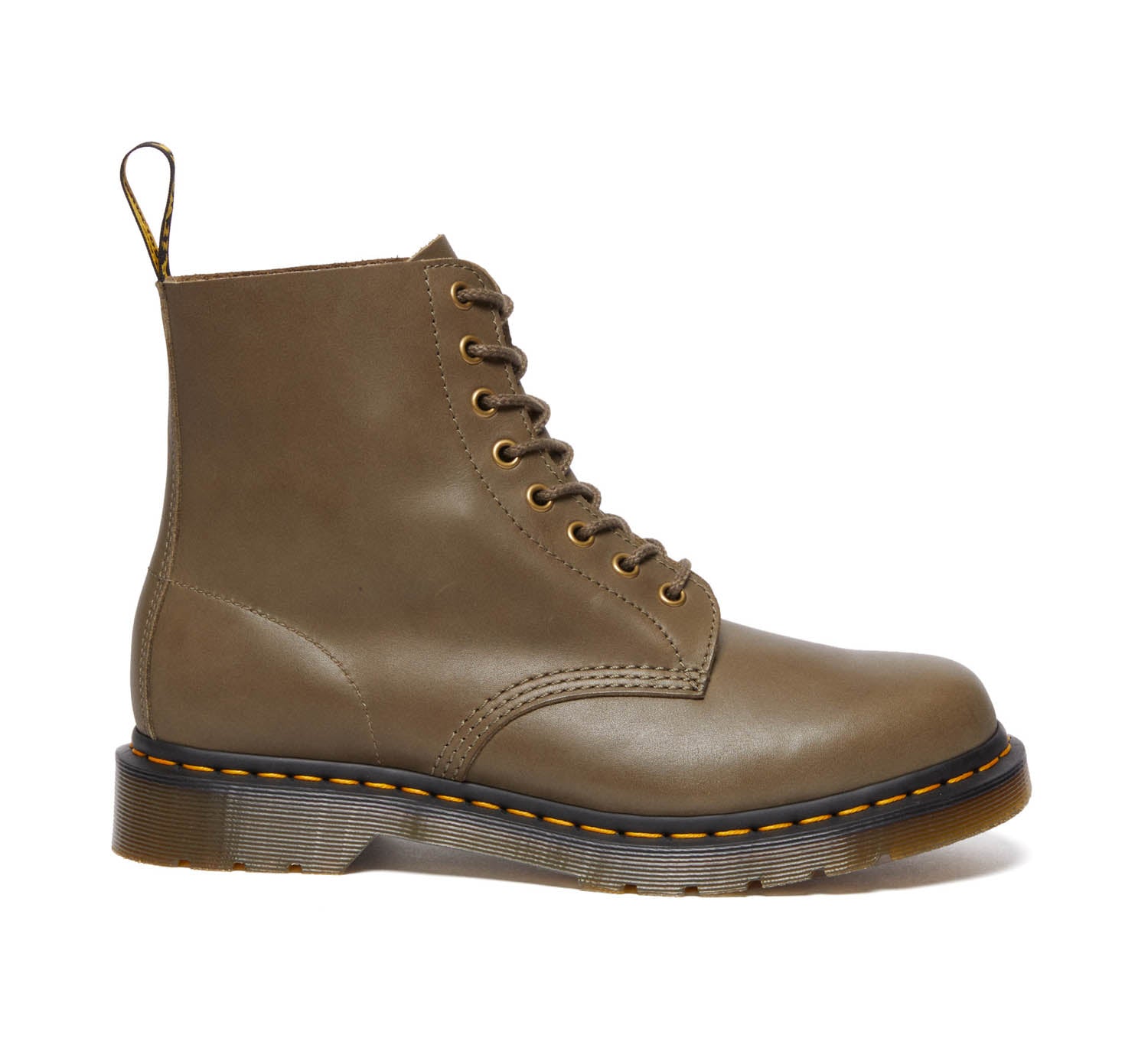 Dr. Martens Boots 1460 Pascal