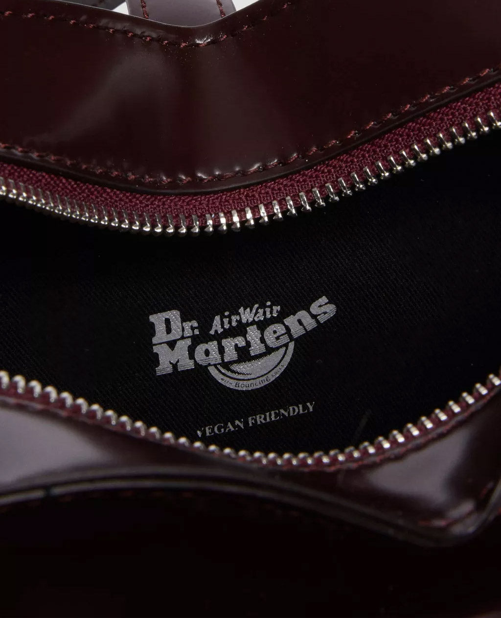 Dr. Martens Sac à dos Heart CHERRY RED OXFORD