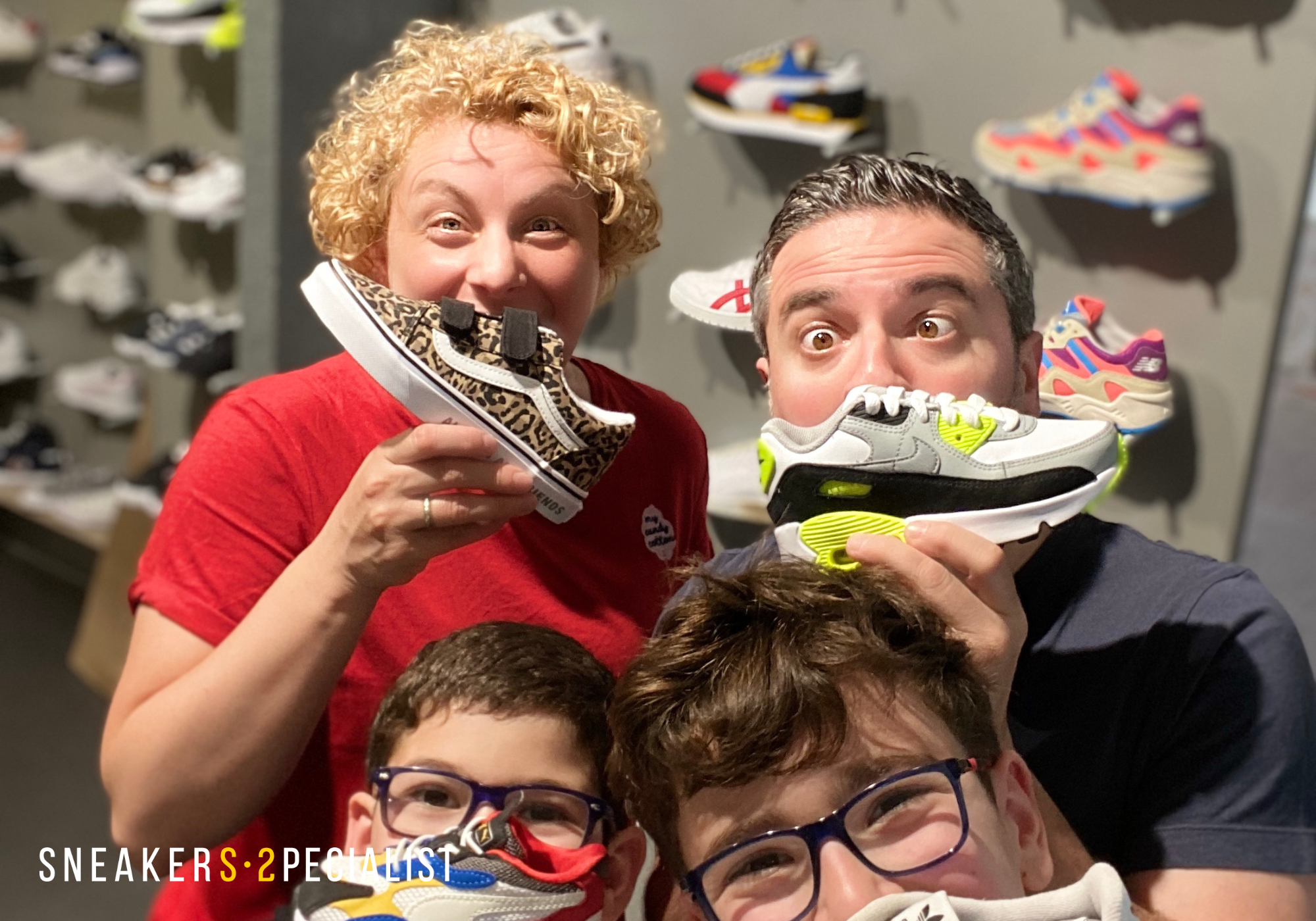 Famille Mongaillard dans le magasin S2 Sneakers Specialist Vichy