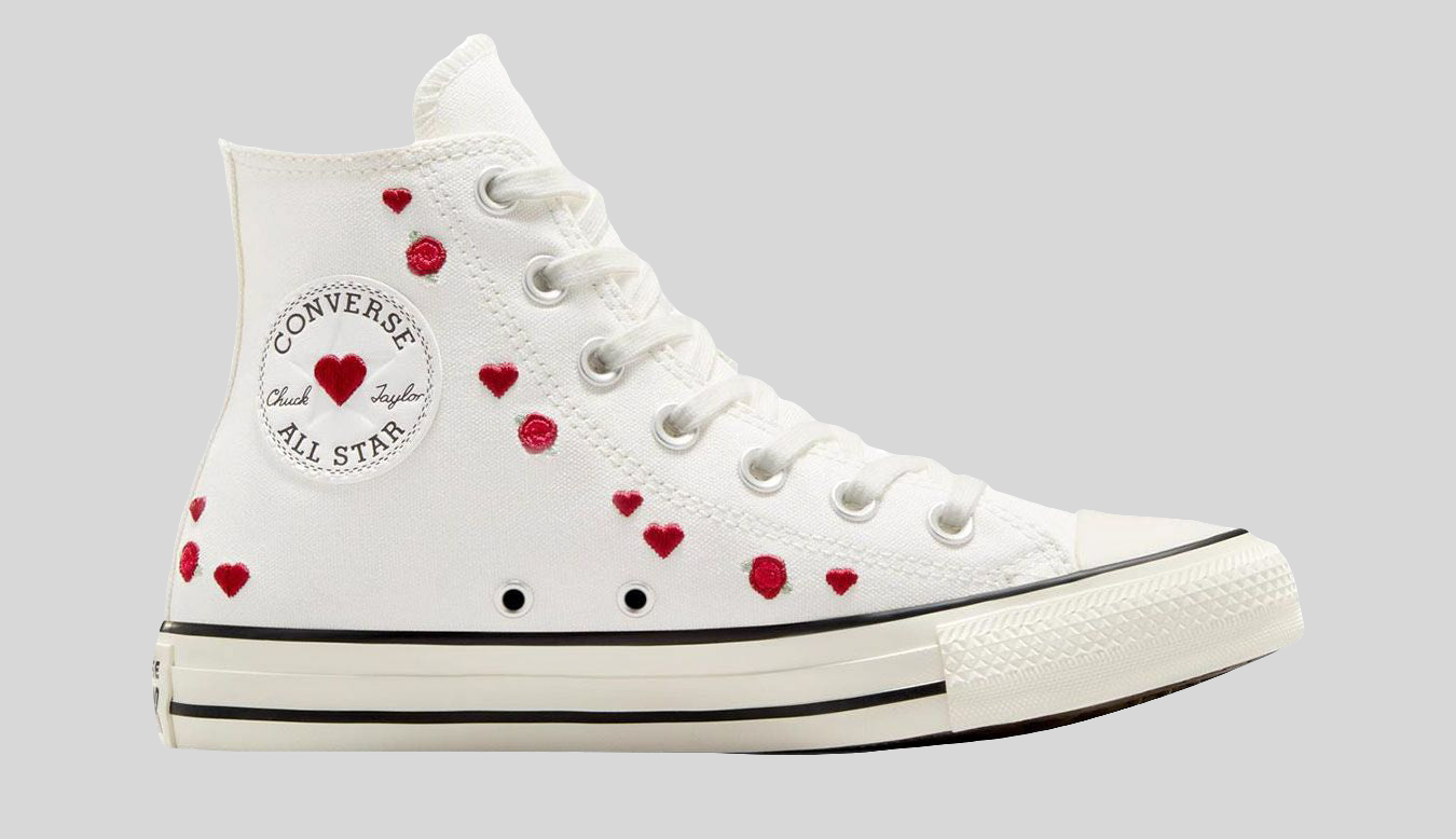 Converse Chuck Taylor All Star Heart