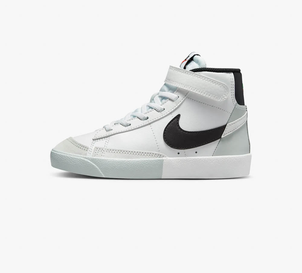 Nike Blazer Mid '77 SE cadet