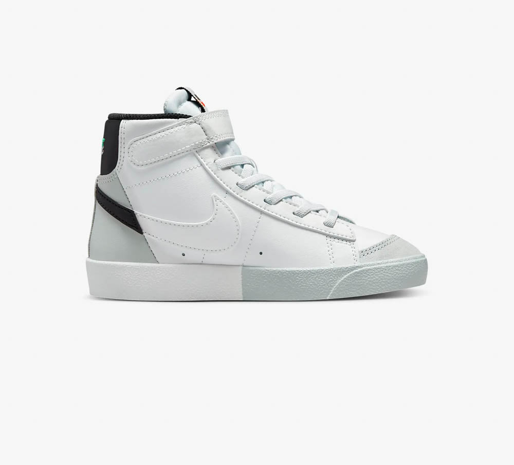 Nike Blazer Mid '77 SE cadet